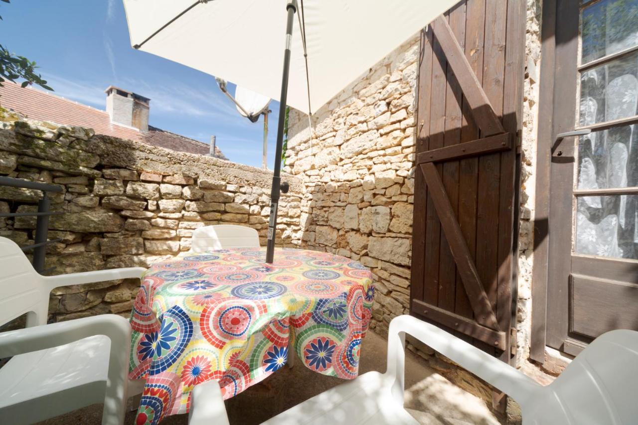 La Petite Maison Du Perigord Tourtoirac 外观 照片