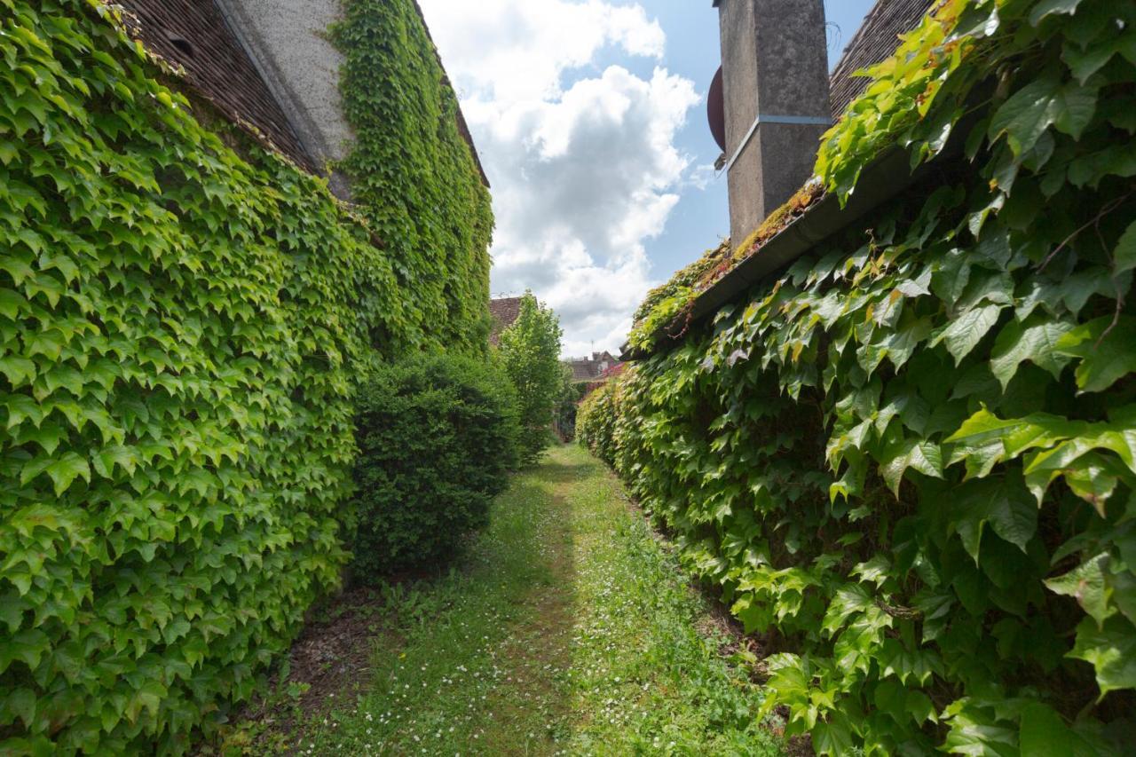 La Petite Maison Du Perigord Tourtoirac 外观 照片